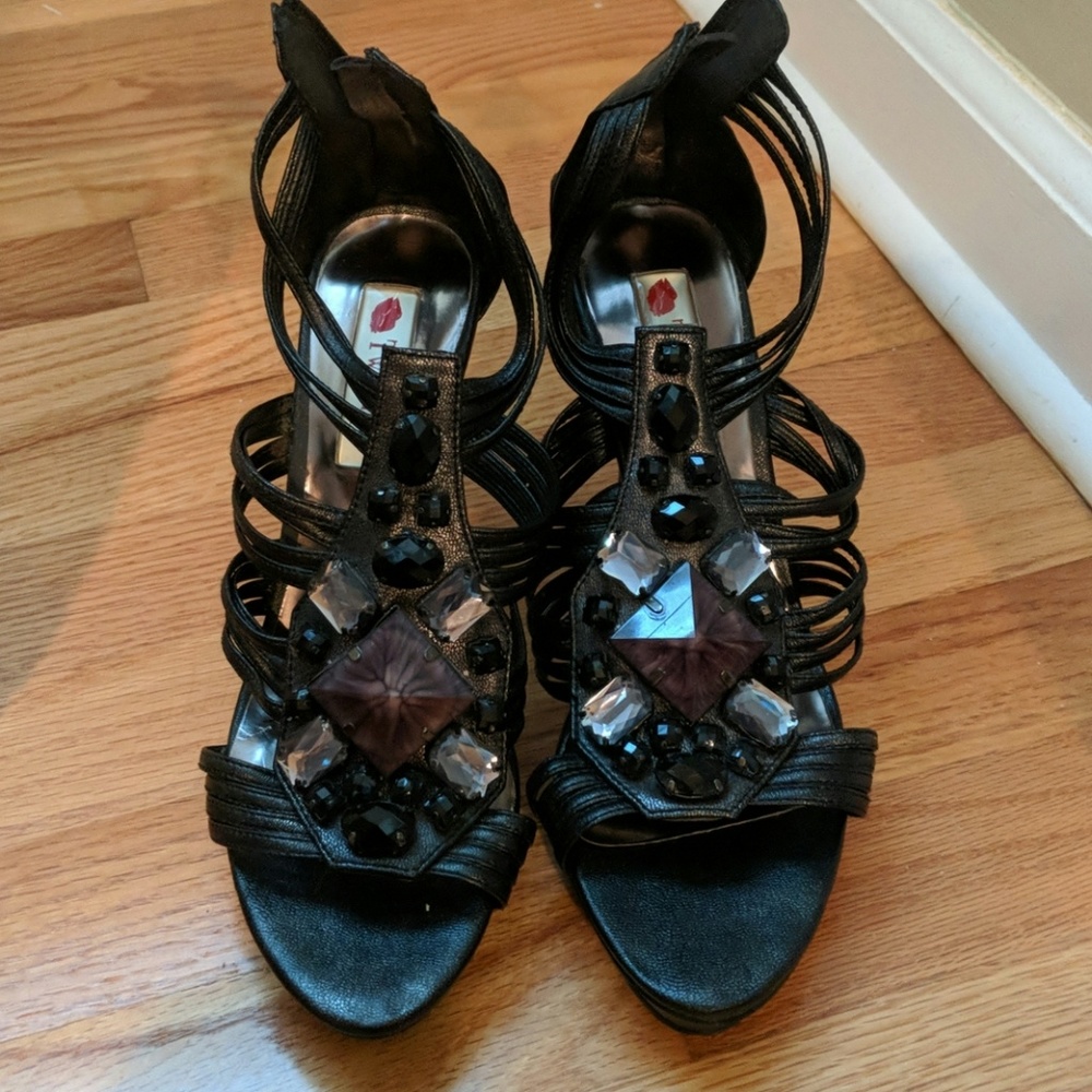 Two Lips Jazz Heels